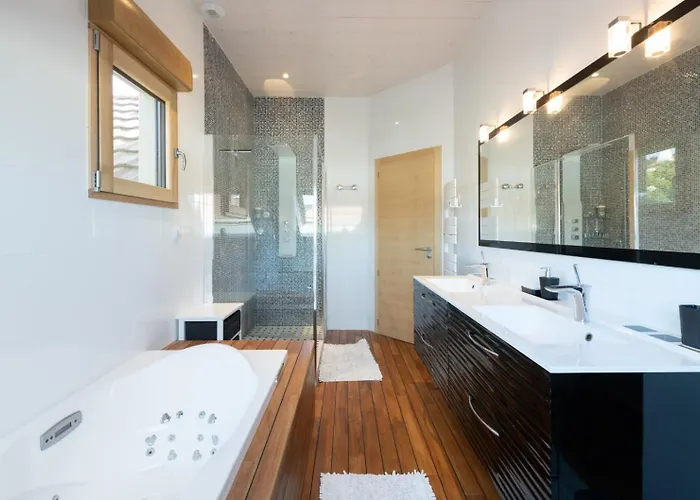 D'exception Avec Sauna, Jacuzzi, Ping-pong *