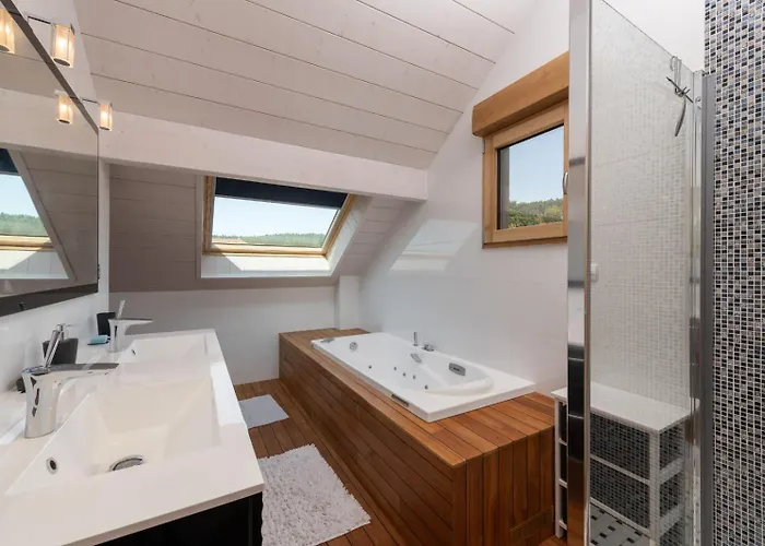 D'exception Avec Sauna, Jacuzzi, Ping-pong Liézey